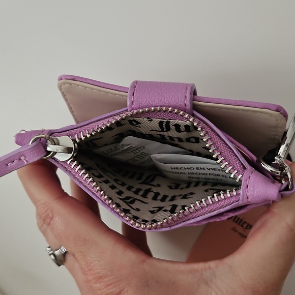 Juicy Couture Purple Card Holder with Heart Charm - Picture 5 of 5